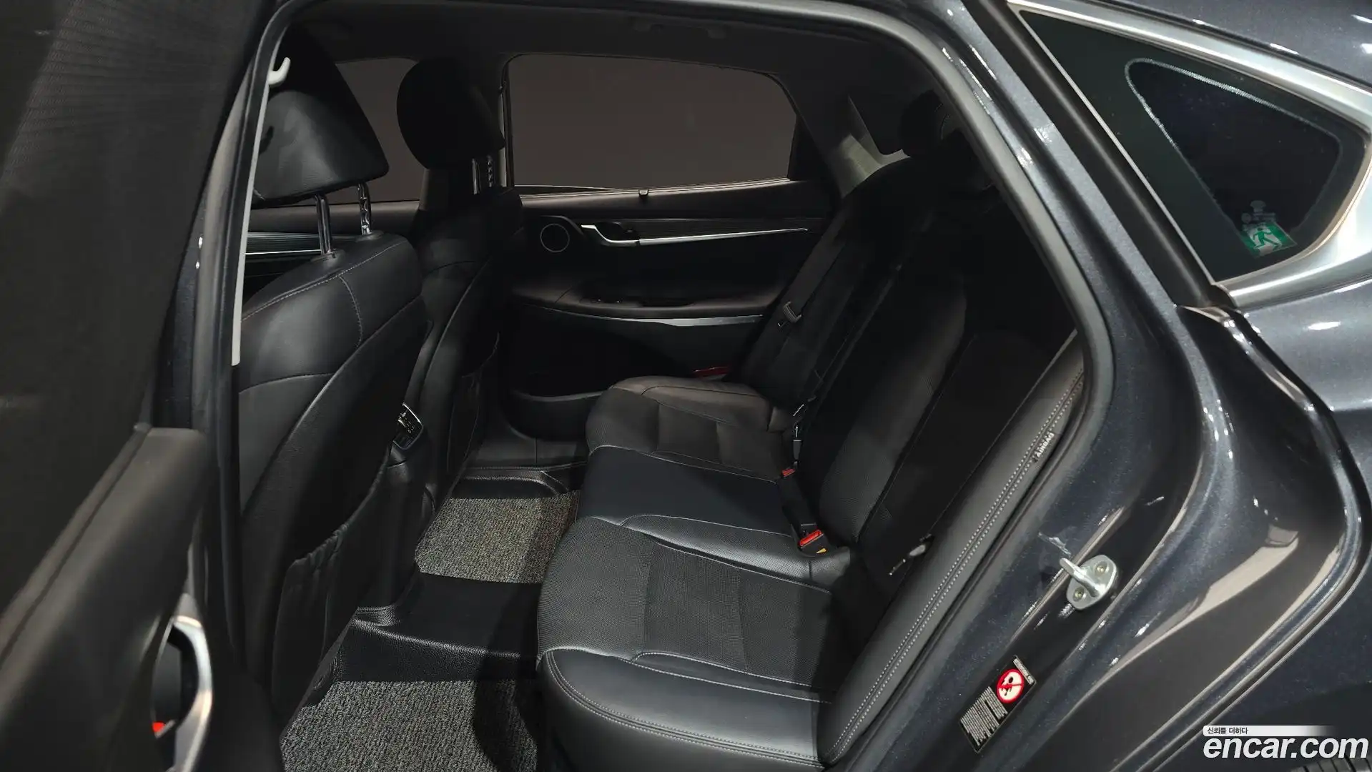 Grandeur Hyundai 2018.2-OPTION-016
