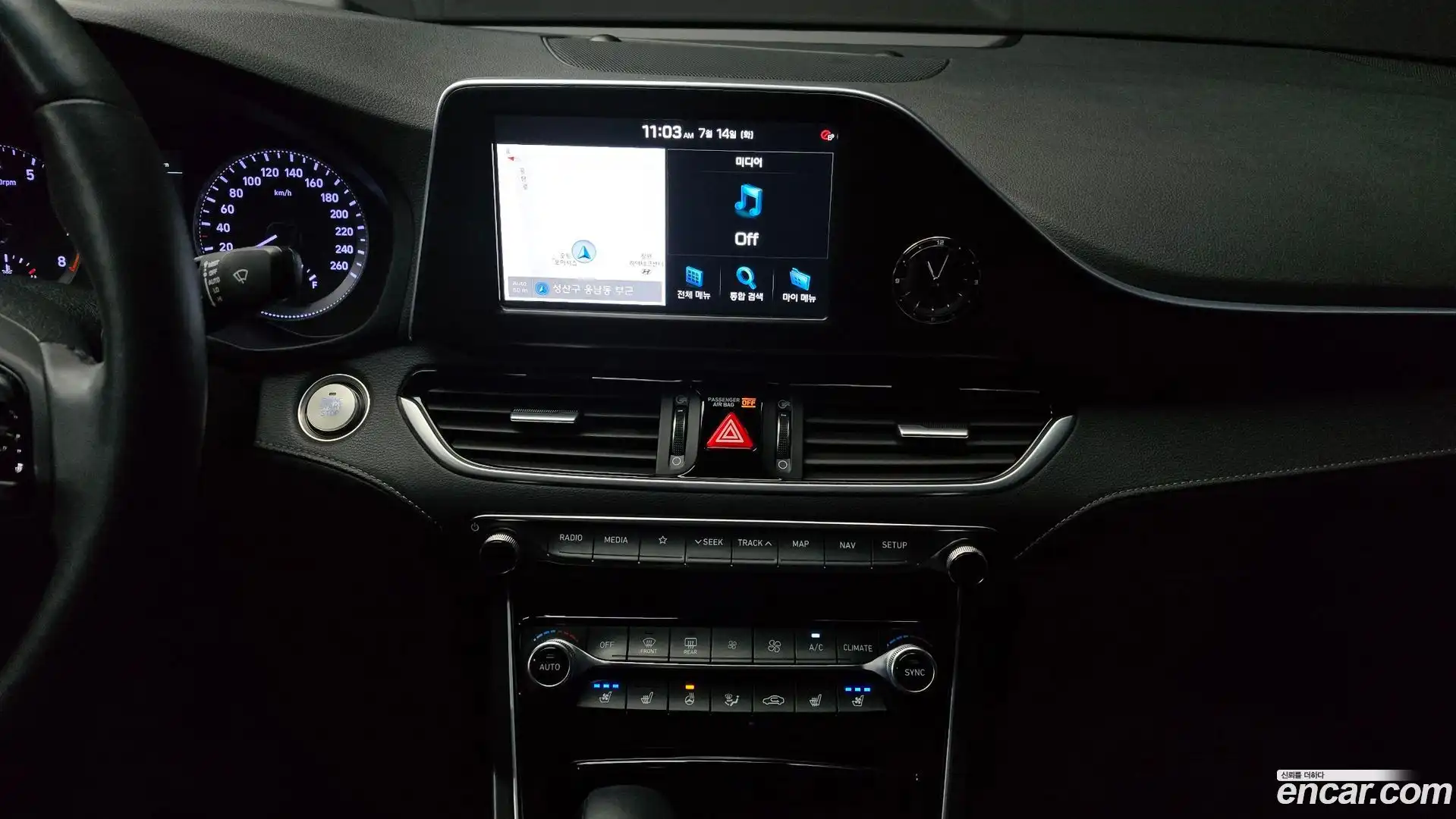 Grandeur Hyundai 2018.2-OPTION-018