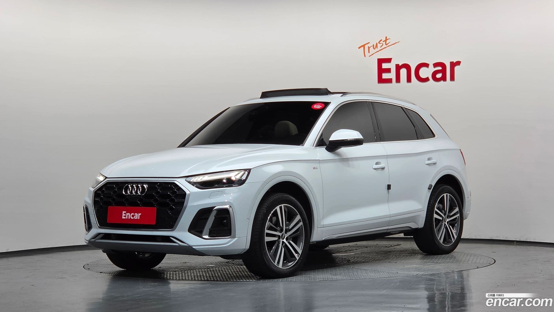 Main__Slider__Photo:Q5 Audi 2022.10-0