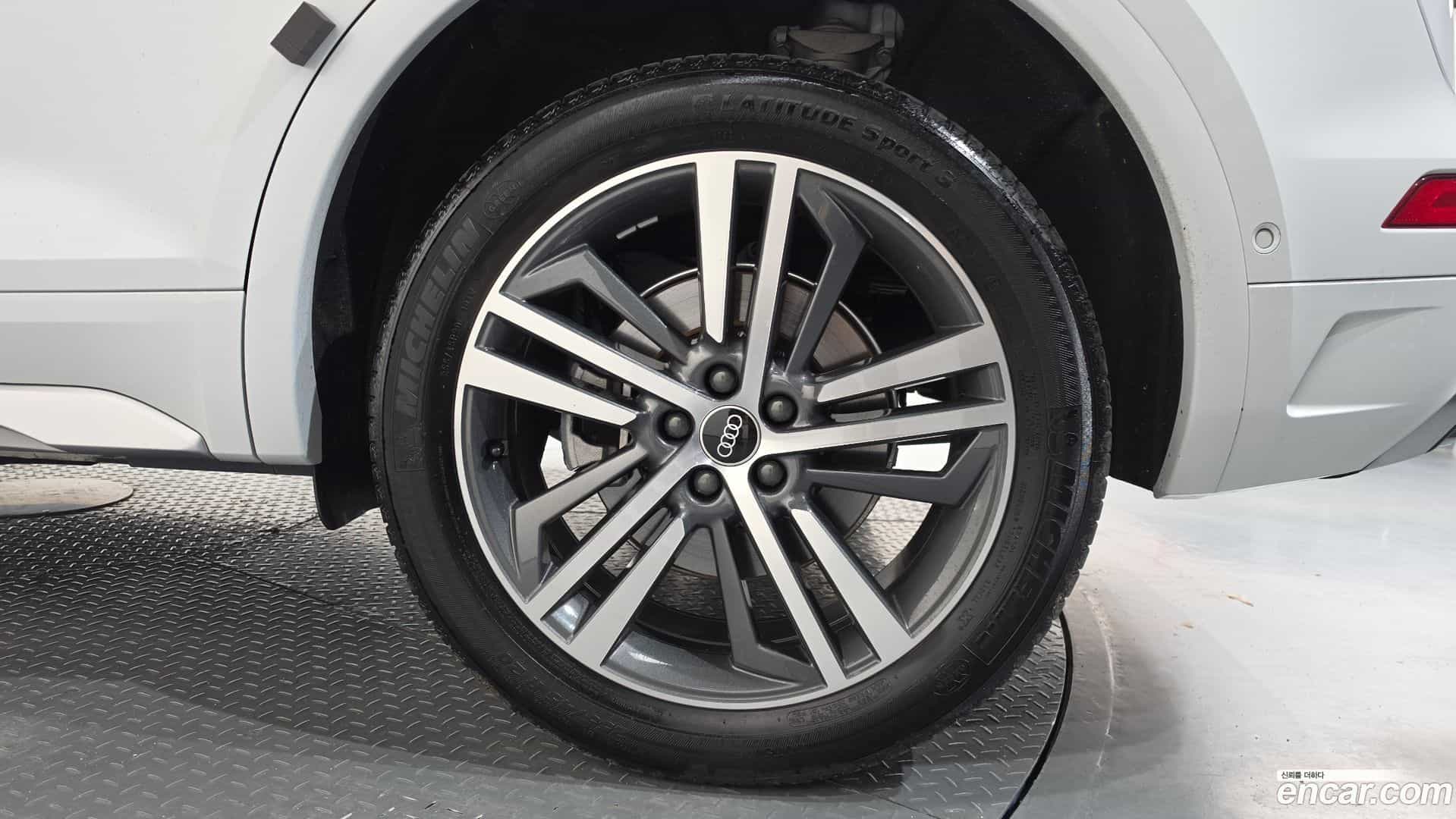 Q5 Audi 2022.10-OUTER-031