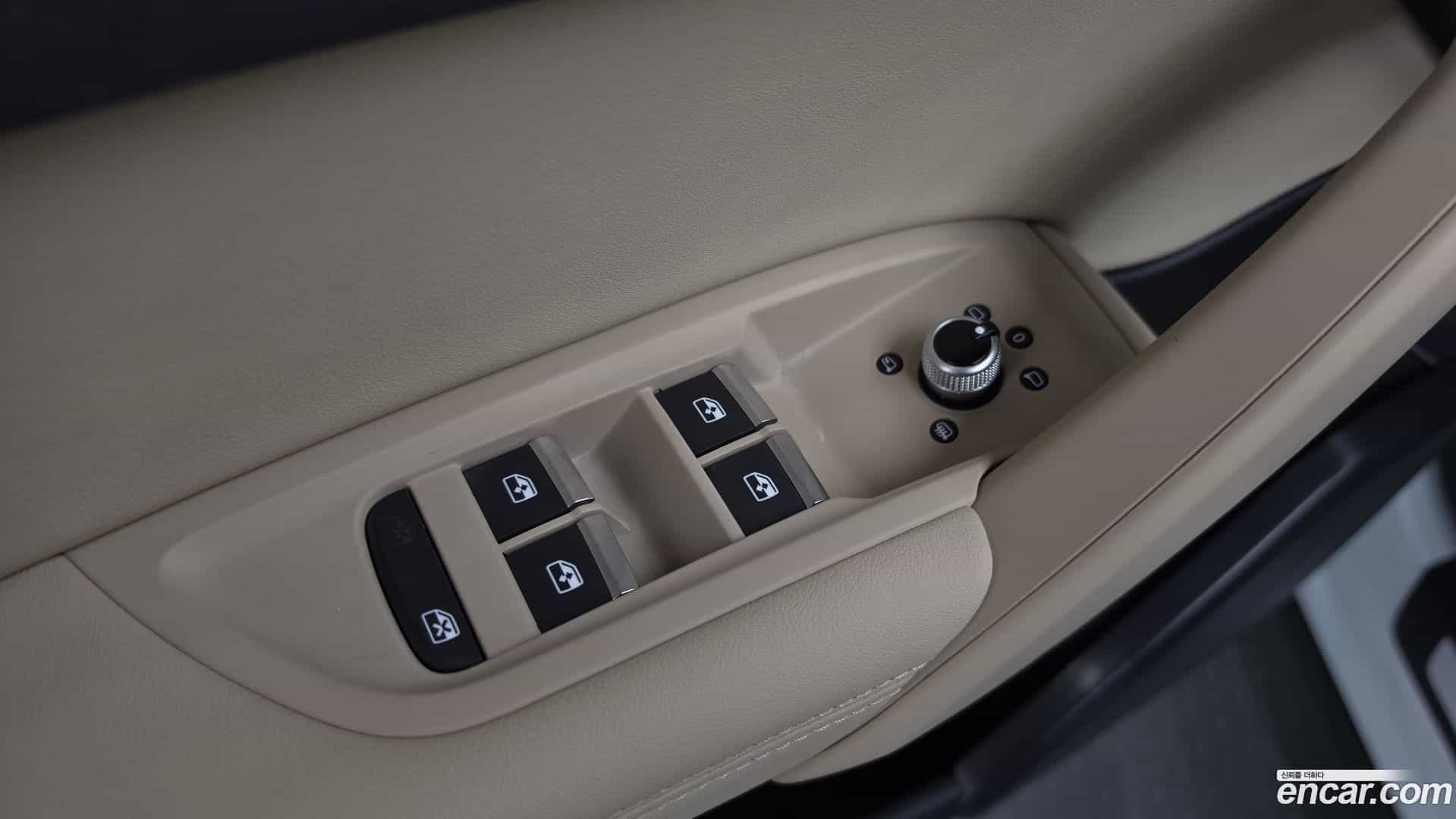 Q5 Audi 2022.10-OPTION-040