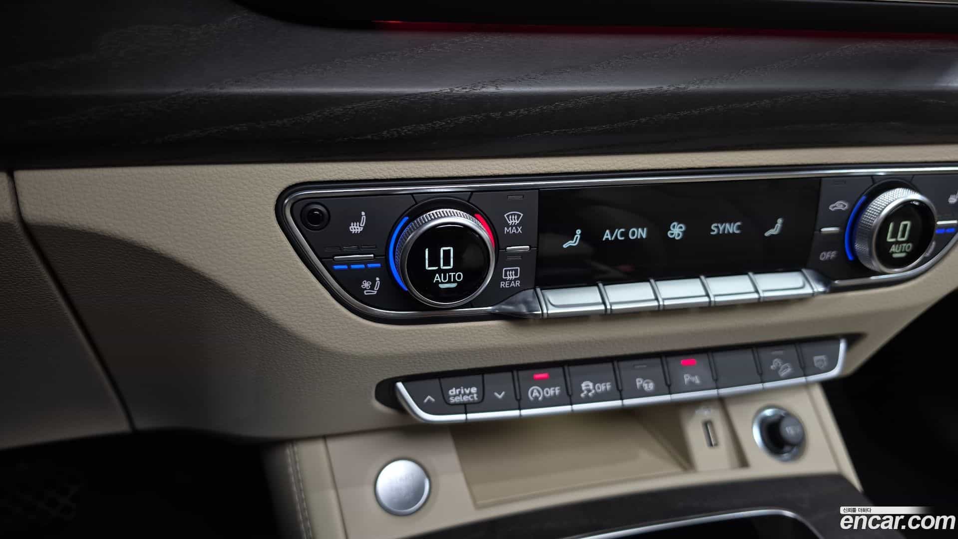 Q5 Audi 2022.10-OPTION-045