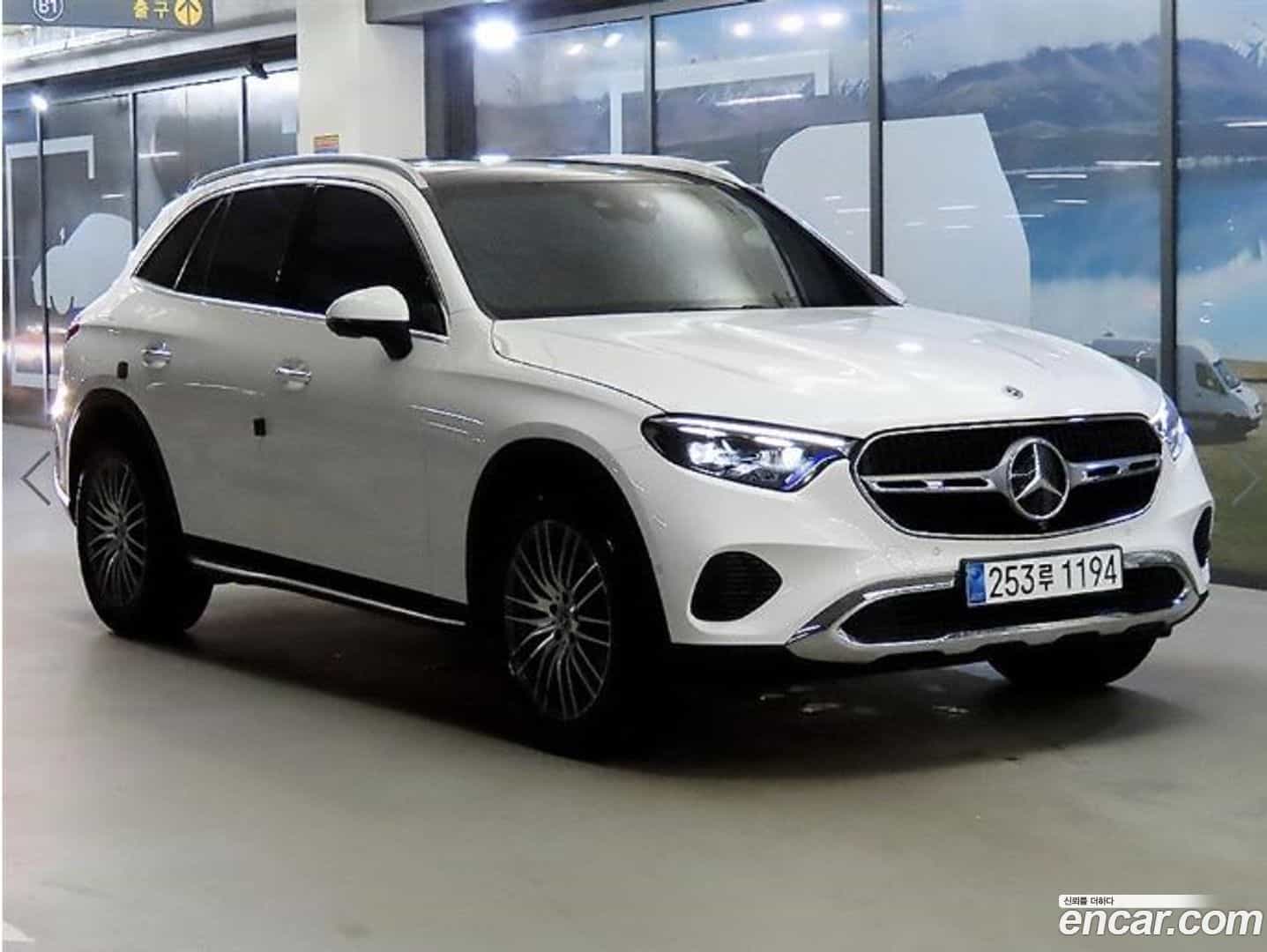 GLC-Class Mercedes-Benz 2024.11-OUTER-001