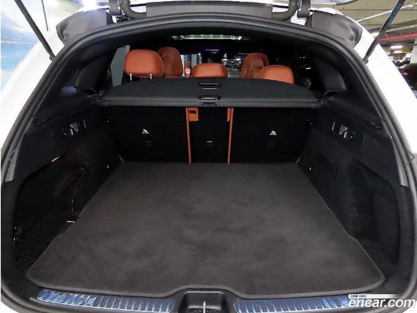 GLC-Class Mercedes-Benz 2024.11-OPTION-021