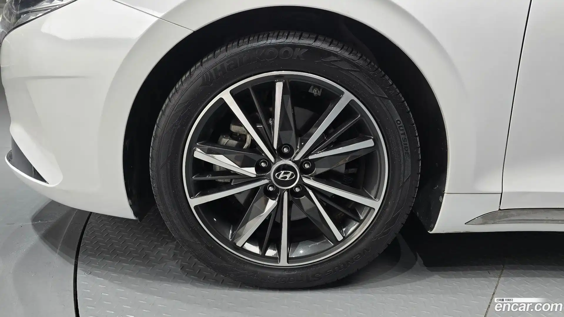 Grandeur Hyundai 2022.2-OUTER-005