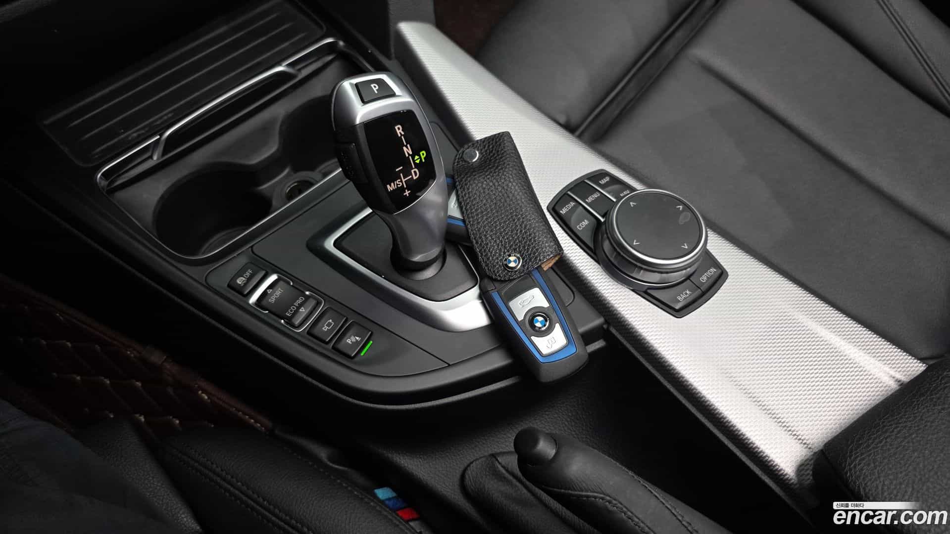 Gran Turismo BMW 2020.8-INNER-009