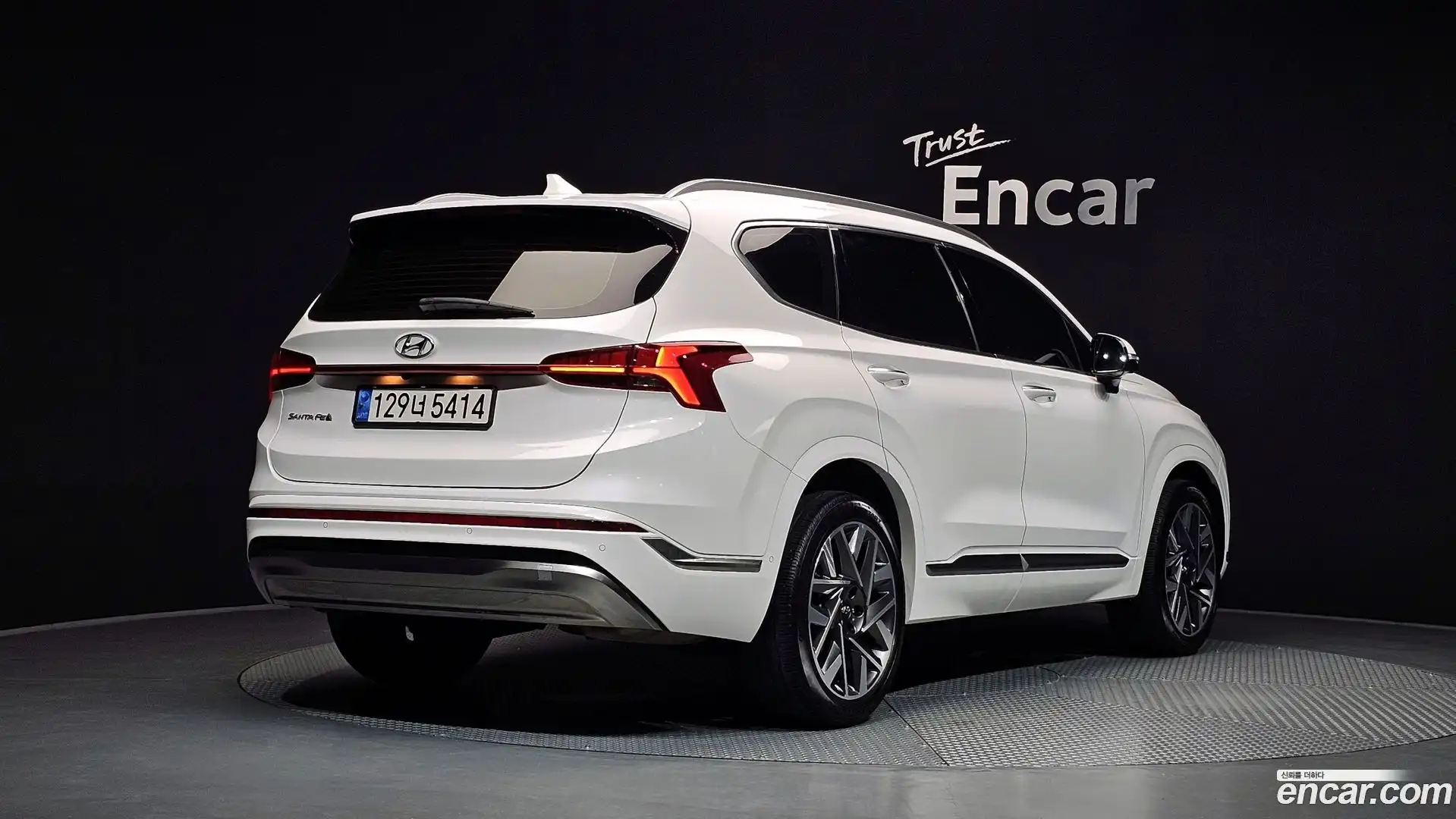 Santafe Hyundai 2022.10-OUTER-002