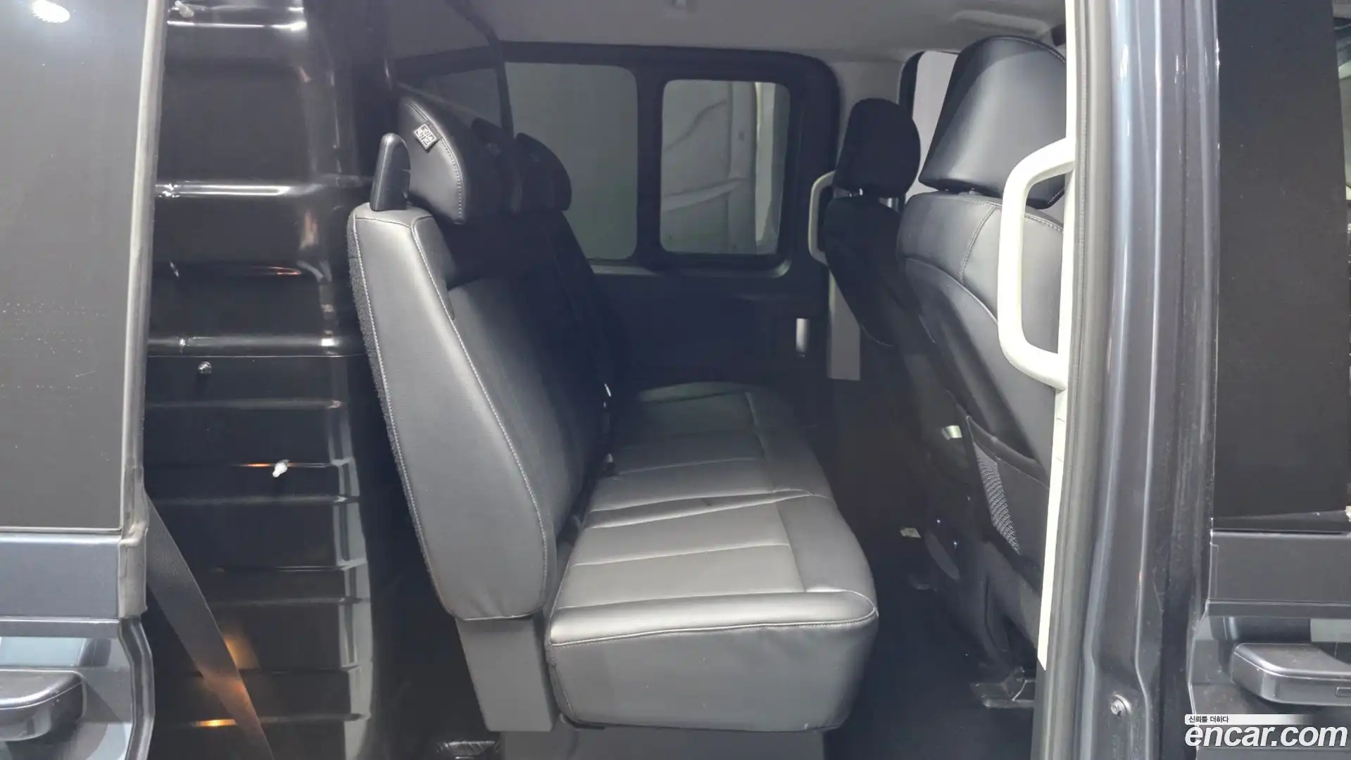 Staria Hyundai 2022.0-OPTION-016