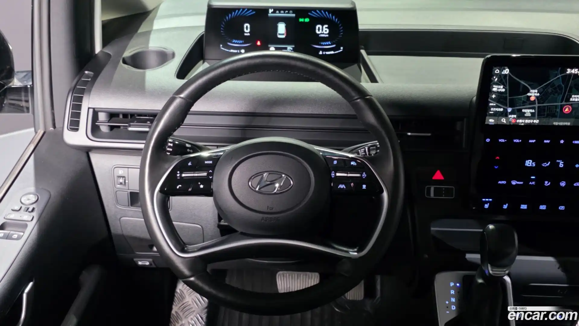 Staria Hyundai 2022.0-OPTION-017