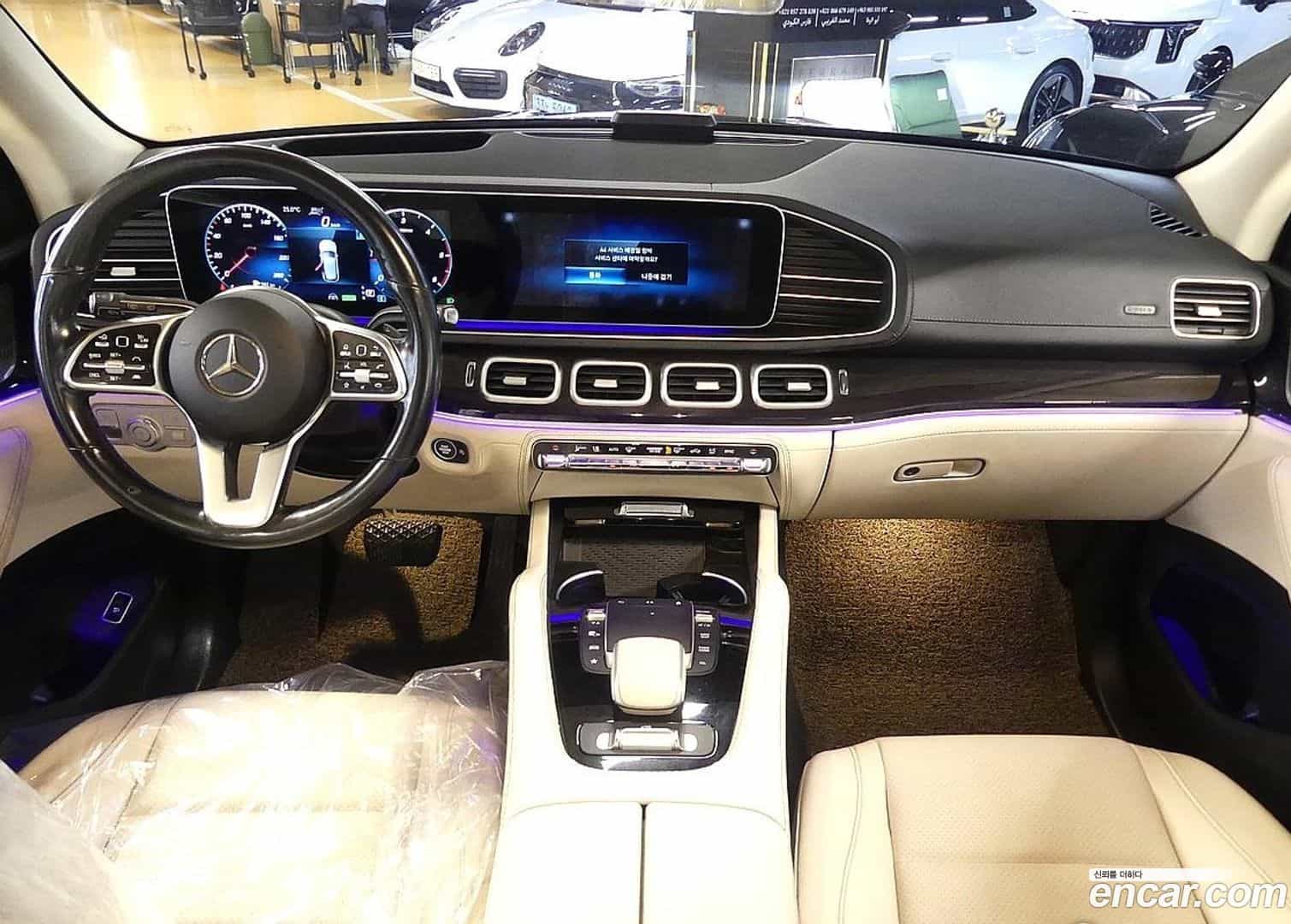 GLE-Class Mercedes-Benz 2023.5-INNER-007