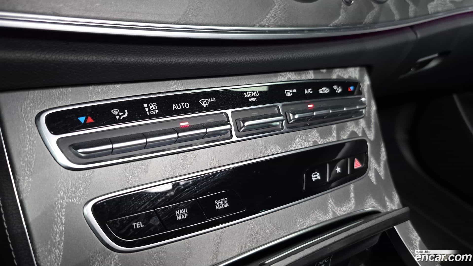 E-Class Mercedes-Benz 2022.3-OPTION-020