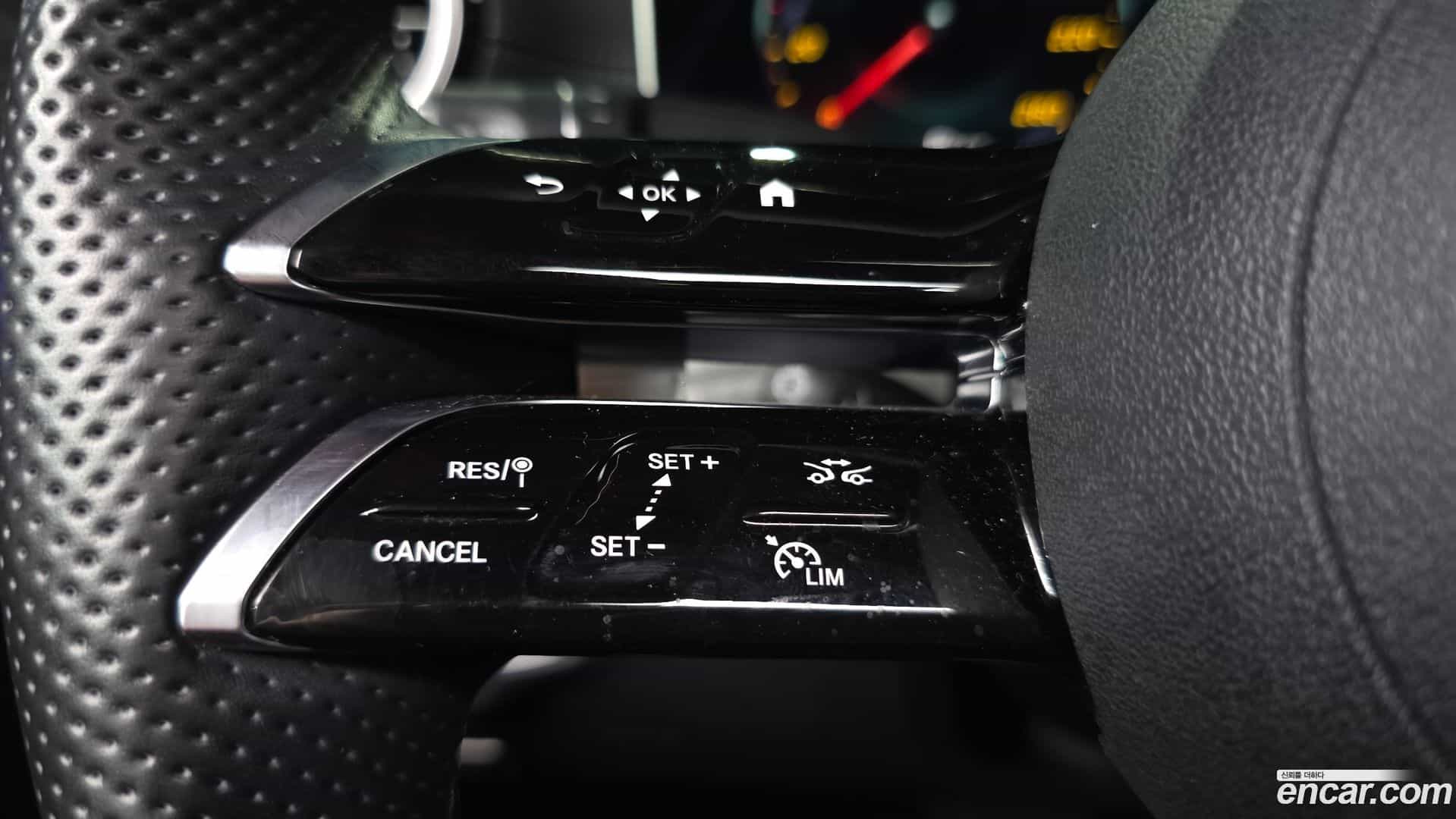E-Class Mercedes-Benz 2022.3-OPTION-021