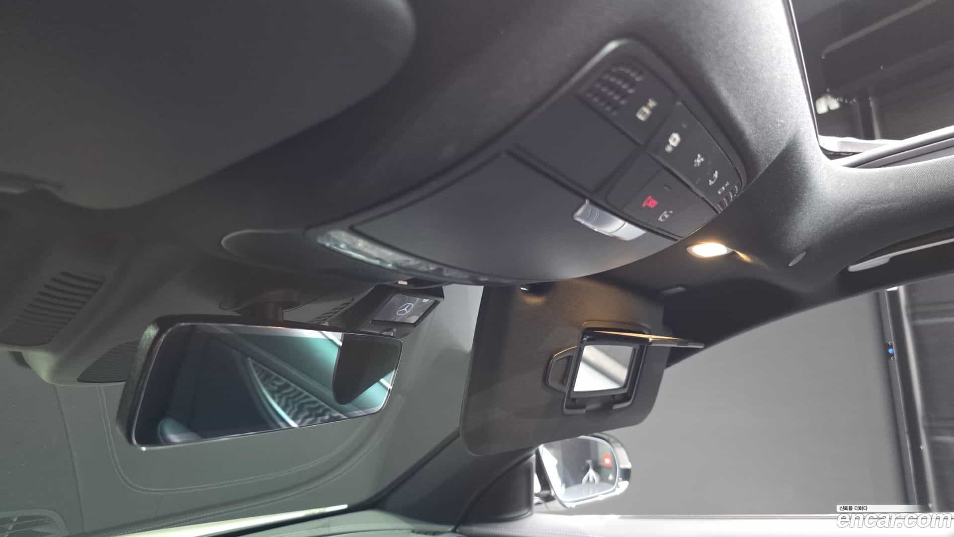 E-Class Mercedes-Benz 2022.3-OPTION-042