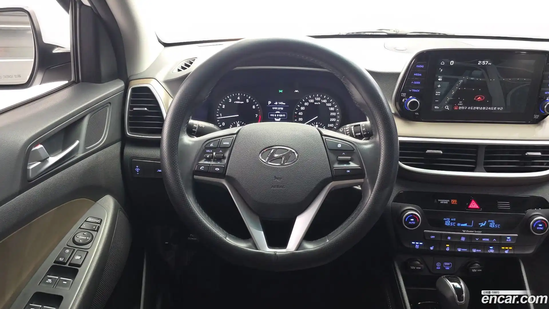 Tucson Hyundai 2019.4-OPTION-017