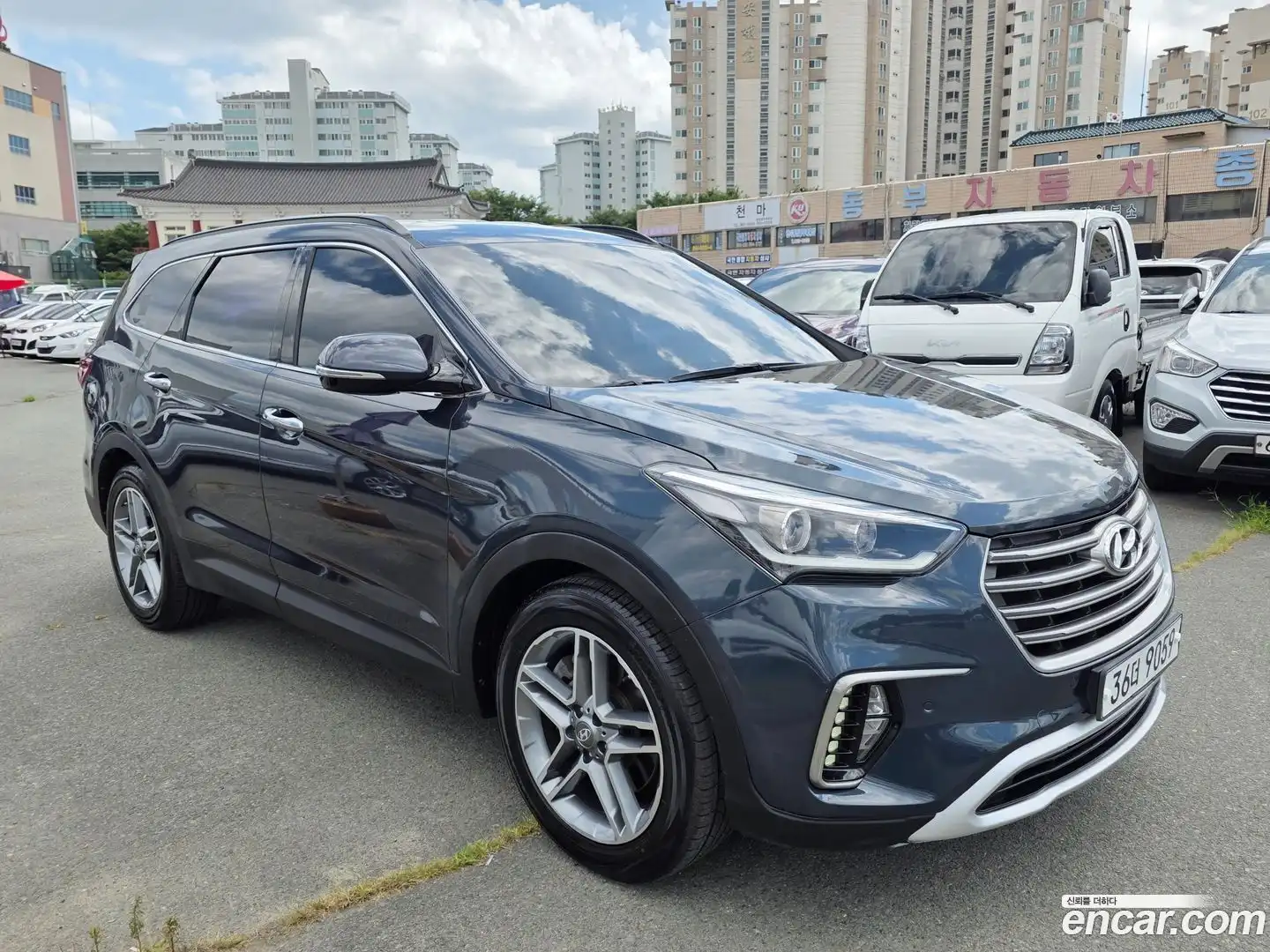 Maxcruz Hyundai 2017.0-OUTER-003