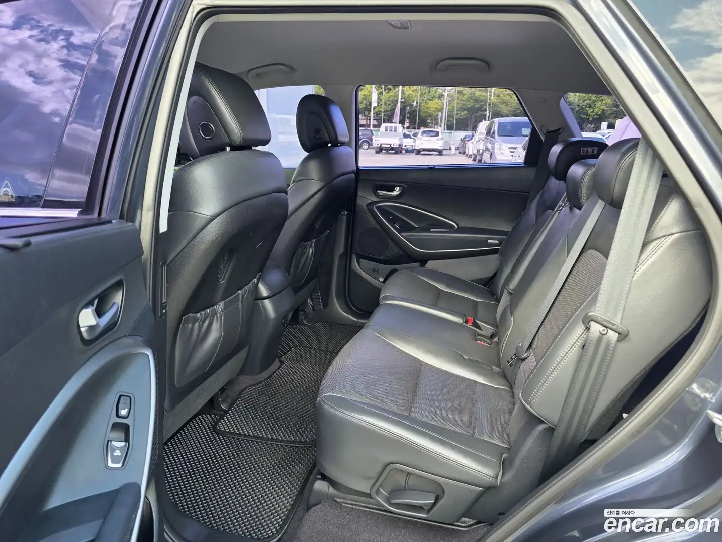 Maxcruz Hyundai 2017.0-INNER-008