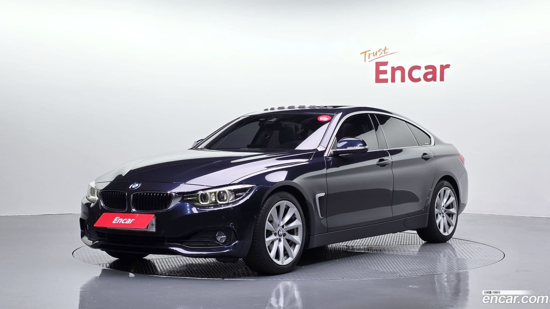 Main__Slider__Photo:4-Series BMW 2019.6-0