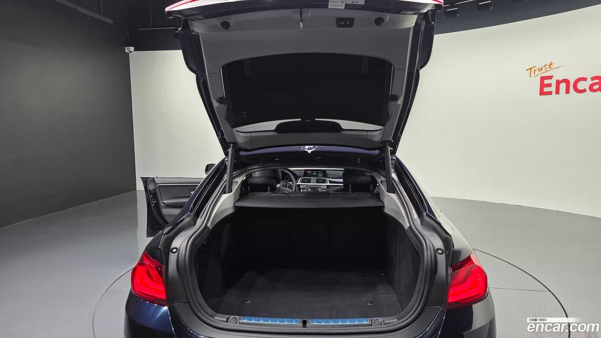 4-Series BMW 2019.6-OPTION-045
