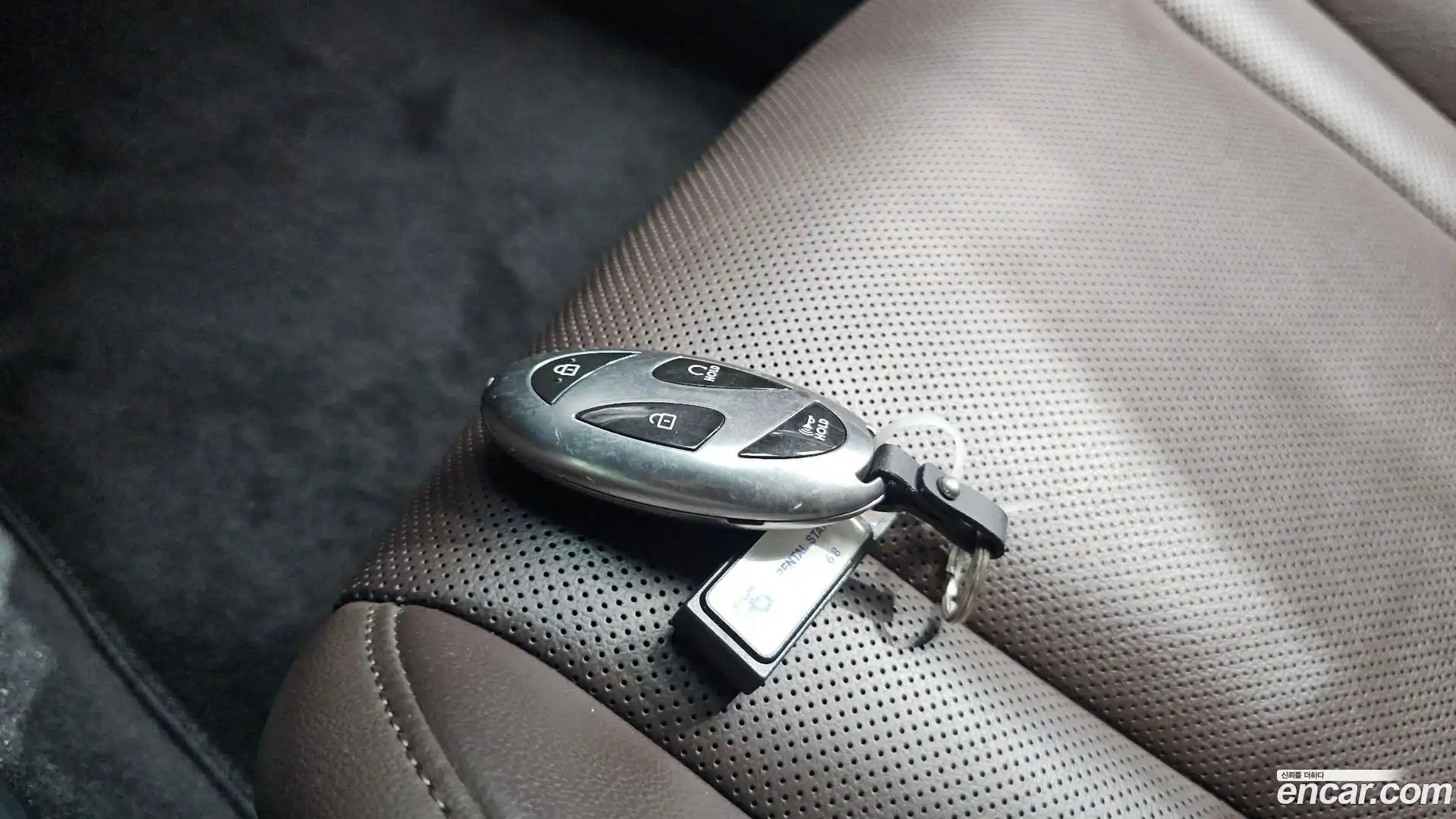 Grandeur Hyundai 2023.0-OPTION-019