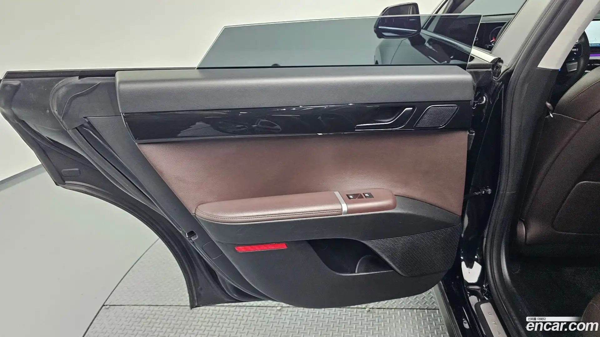 Grandeur Hyundai 2023.0-INNER-035