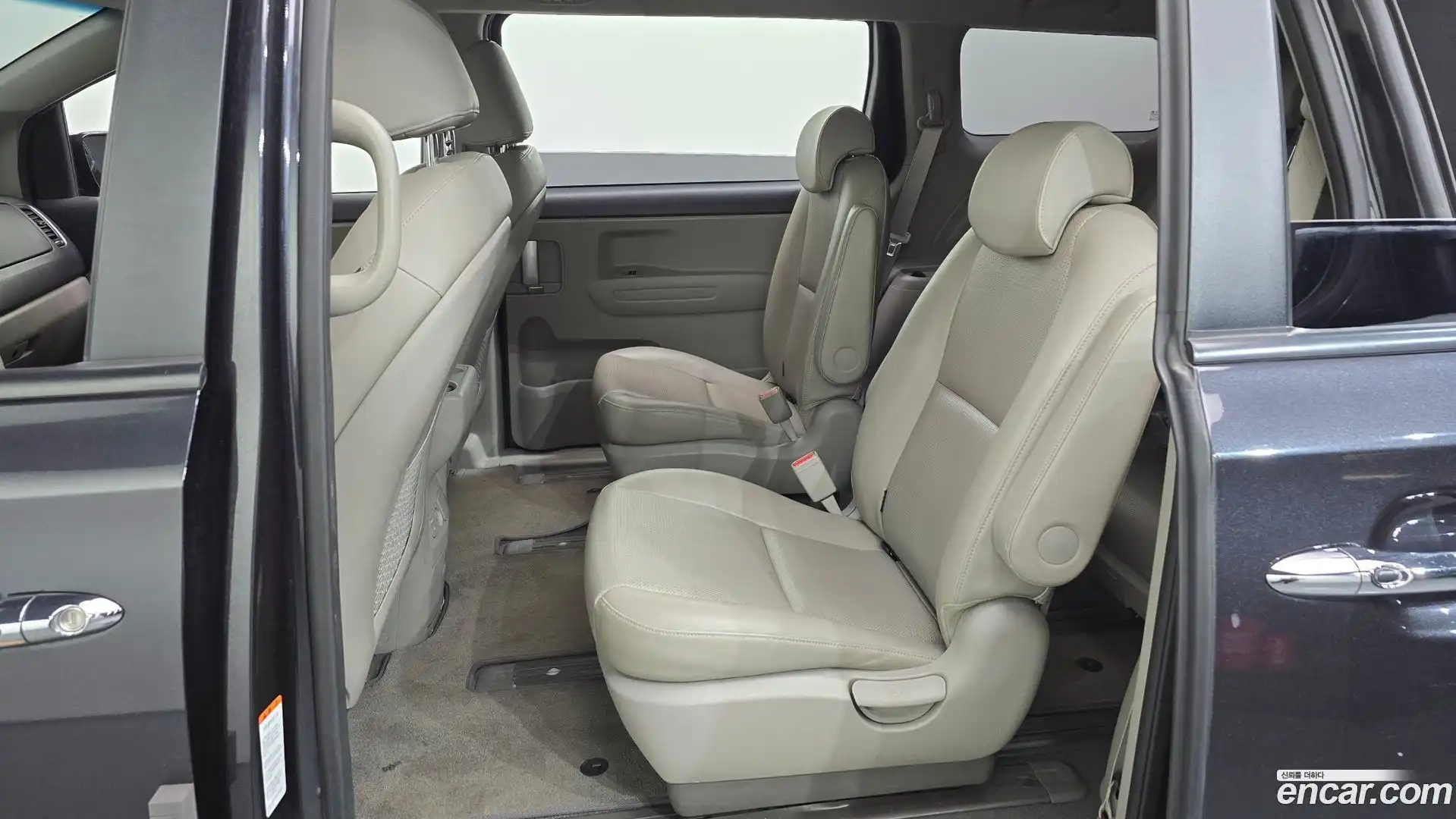 Canival Kia 2018.9-OPTION-015