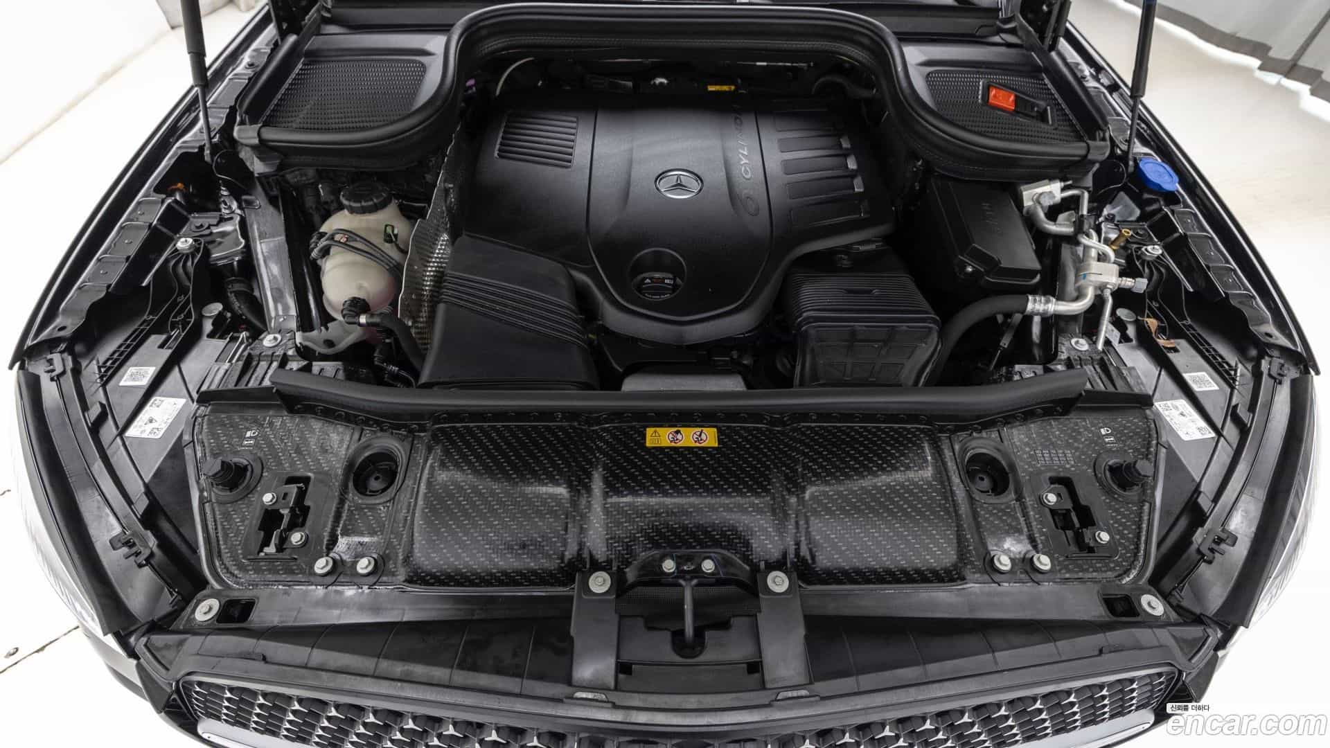 GLE-Class Mercedes-Benz 2025.7-OUTER-006