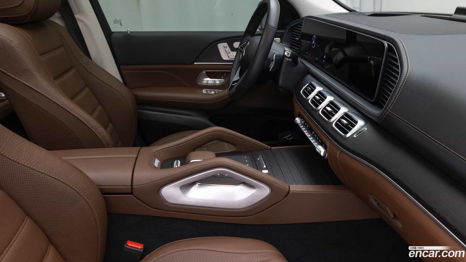 GLE-Class Mercedes-Benz 2025.7-OPTION-016