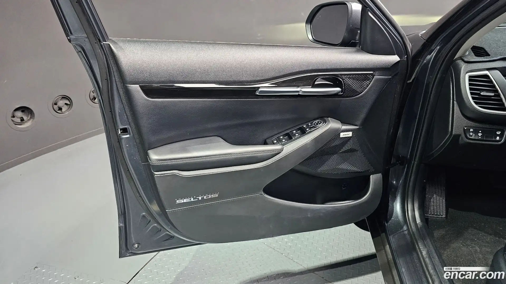 Seltos Kia 2022.9-INNER-034