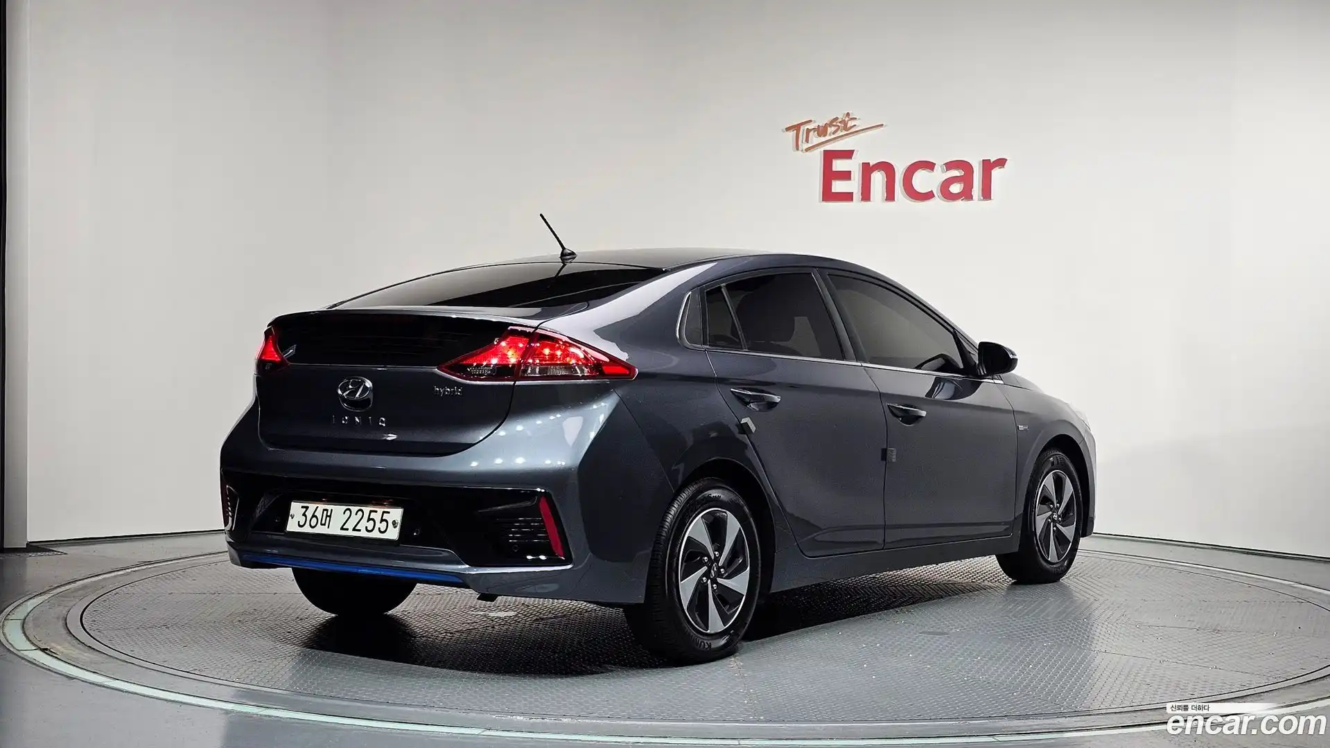 Ioniq Hyundai 2018.3-OUTER-002