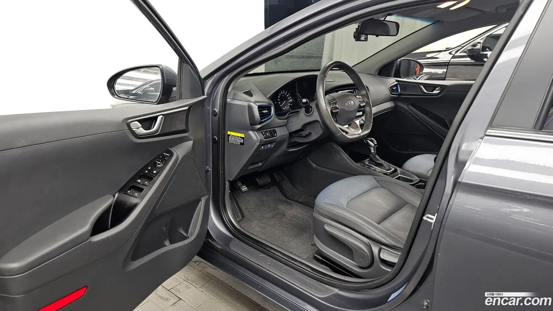 Ioniq Hyundai 2018.3-INNER-010