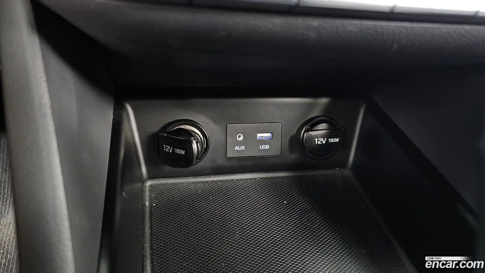 Ioniq Hyundai 2018.3-INNER-036