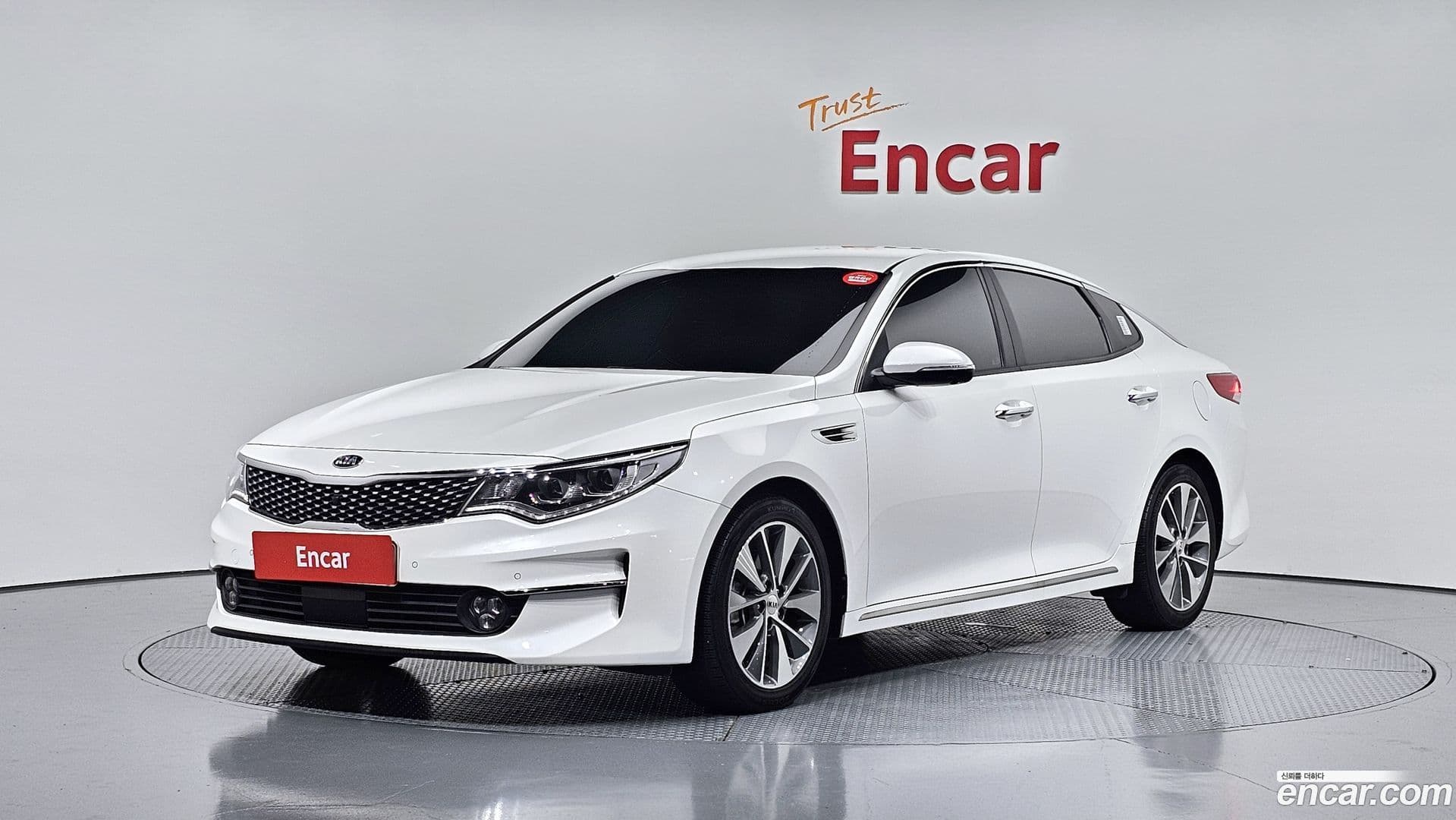 Main__Slider__Photo:K5 Kia 2016.10-0