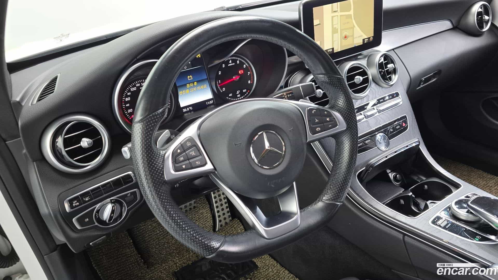 C-Class Mercedes-Benz 2016.3-OPTION-016