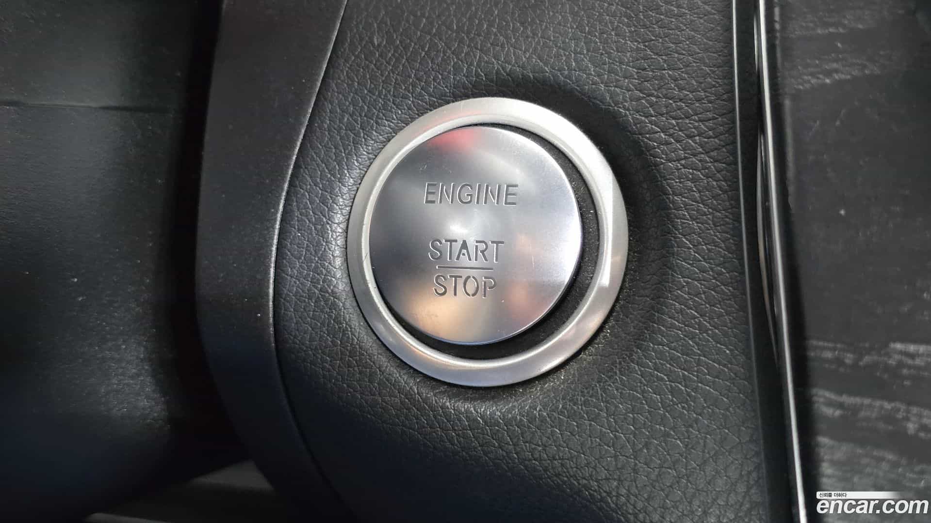 C-Class Mercedes-Benz 2016.3-OPTION-017