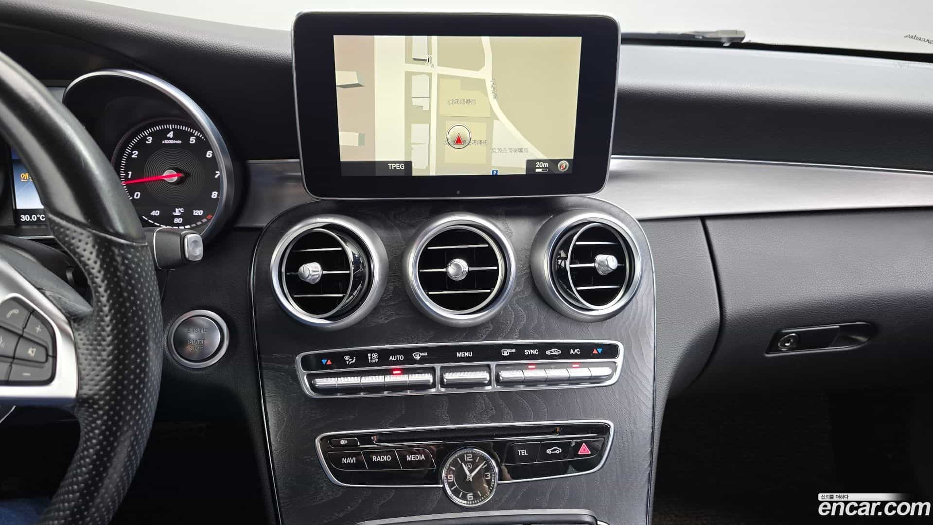 C-Class Mercedes-Benz 2016.3-OPTION-022