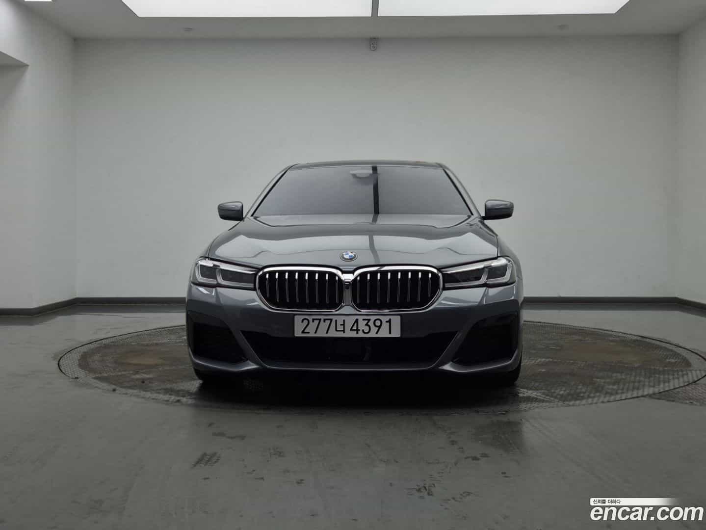 5-Series BMW 2023.2-OUTER-003