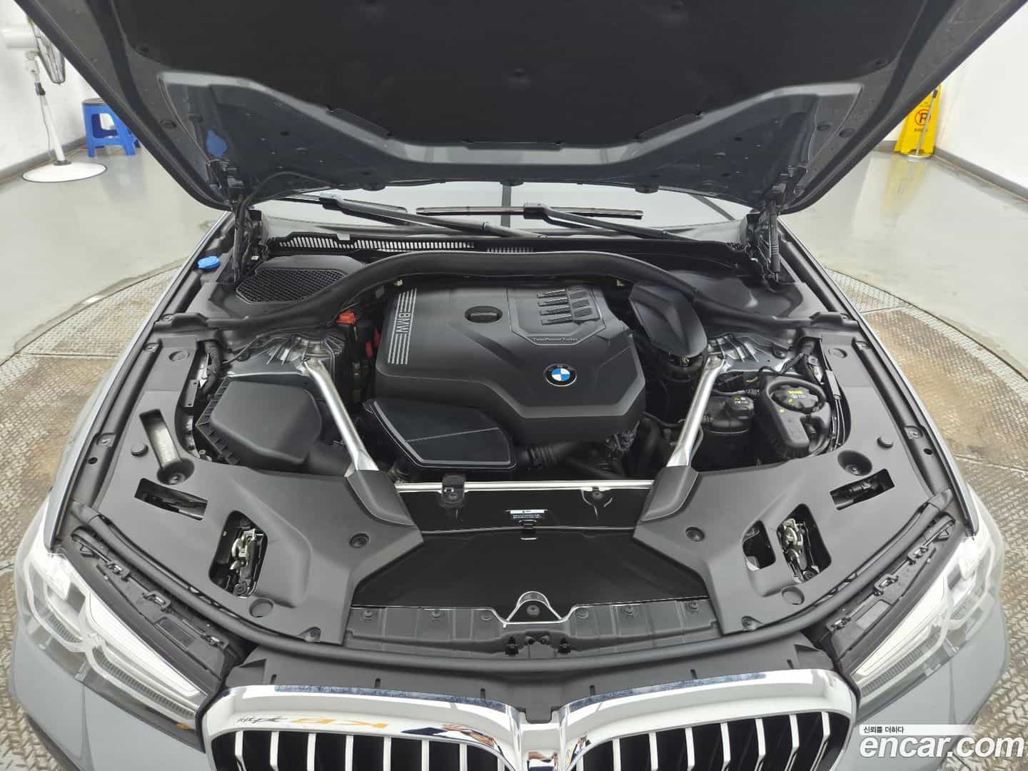 5-Series BMW 2023.2-OUTER-006