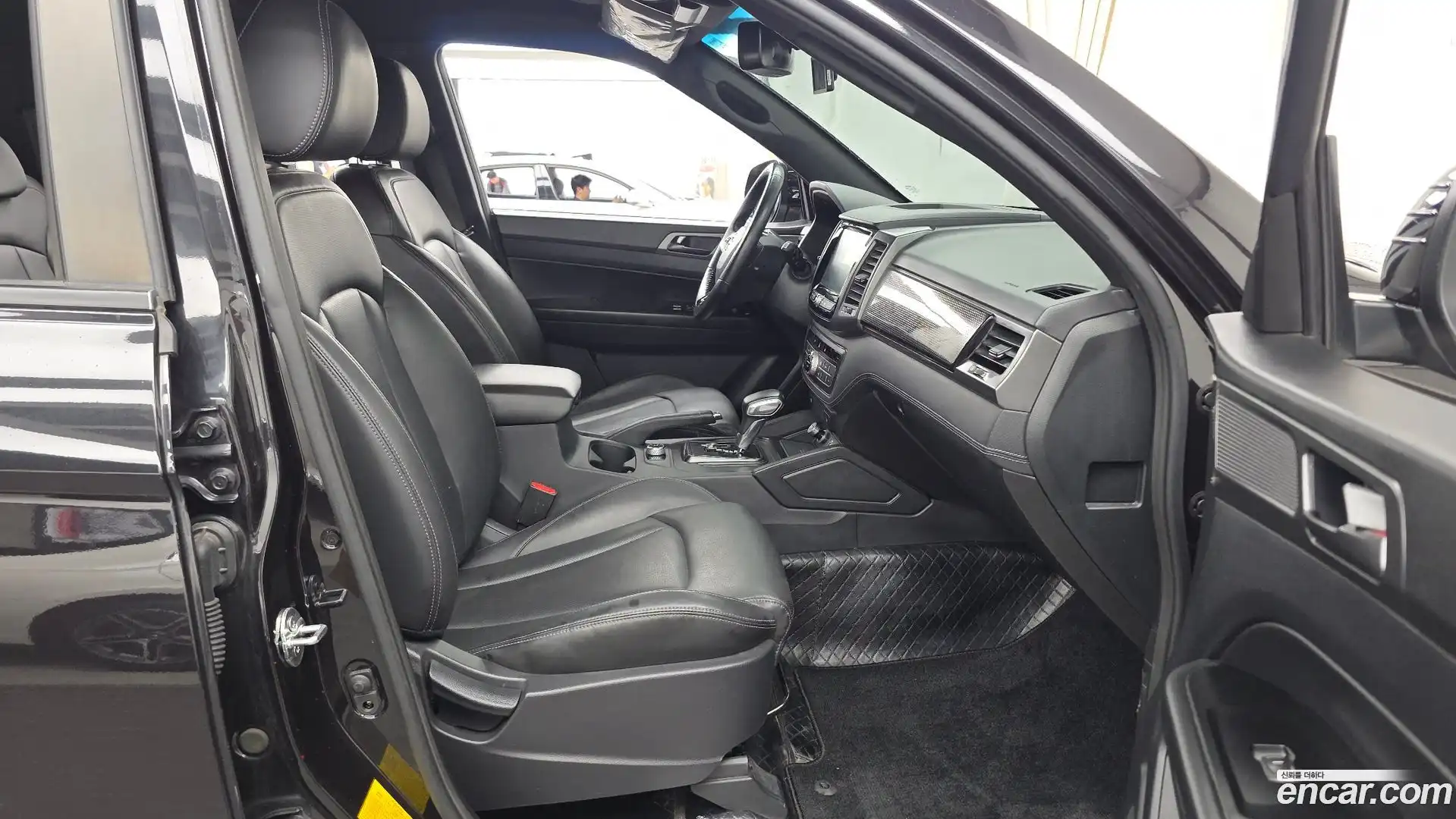 Rexton KG Mobility 2022.9-OPTION-015