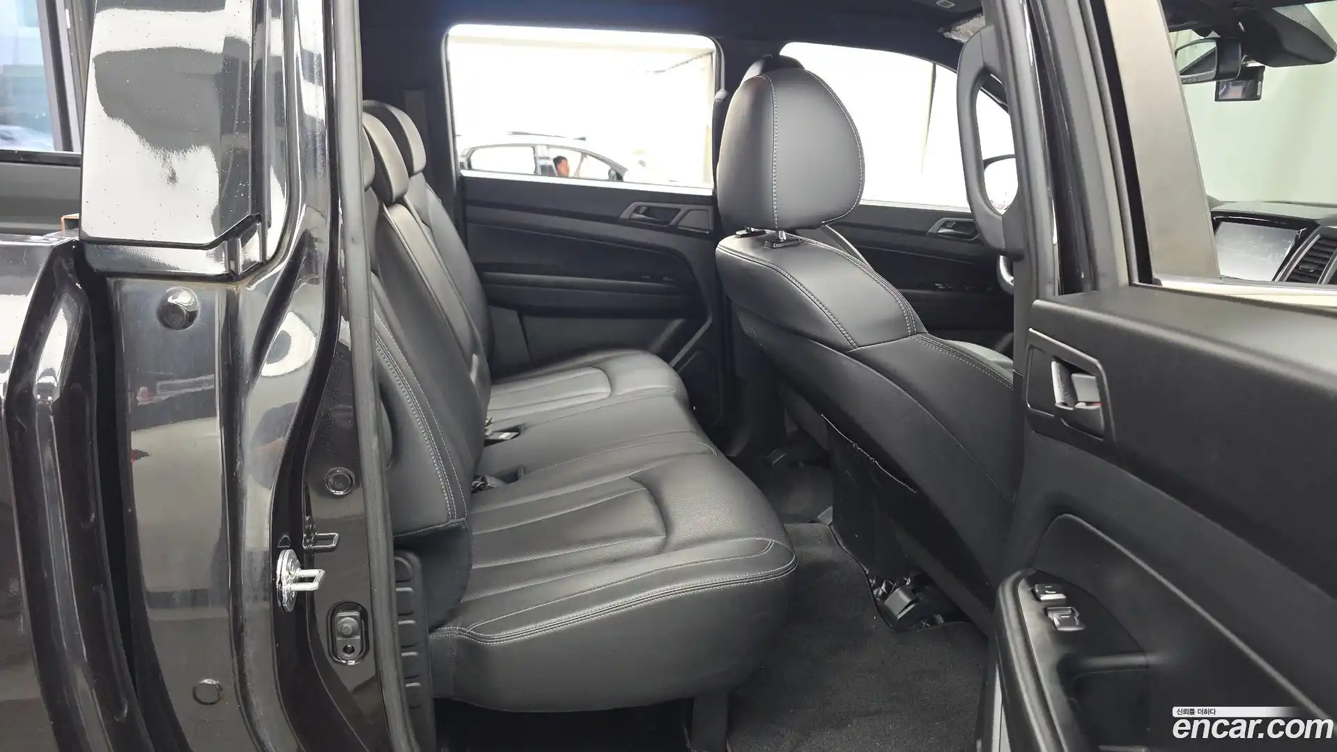 Rexton KG Mobility 2022.9-OPTION-016