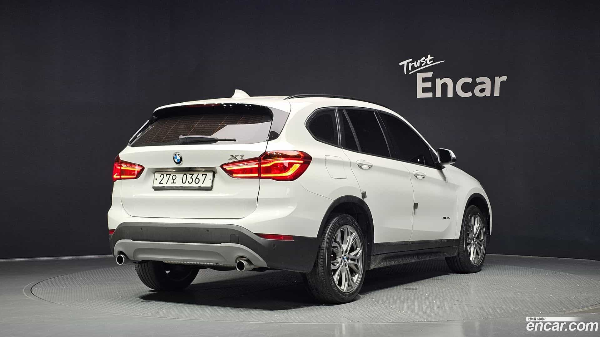 X1 BMW 2016.2-OUTER-002