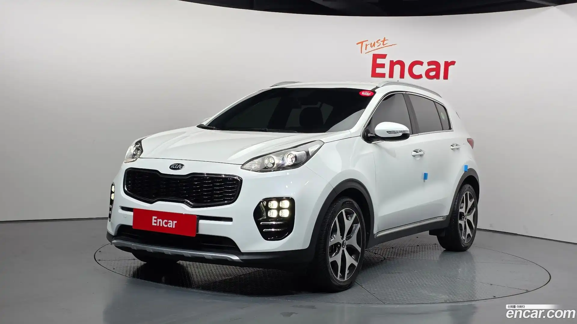 Sportage Kia 2016.10-OUTER-001