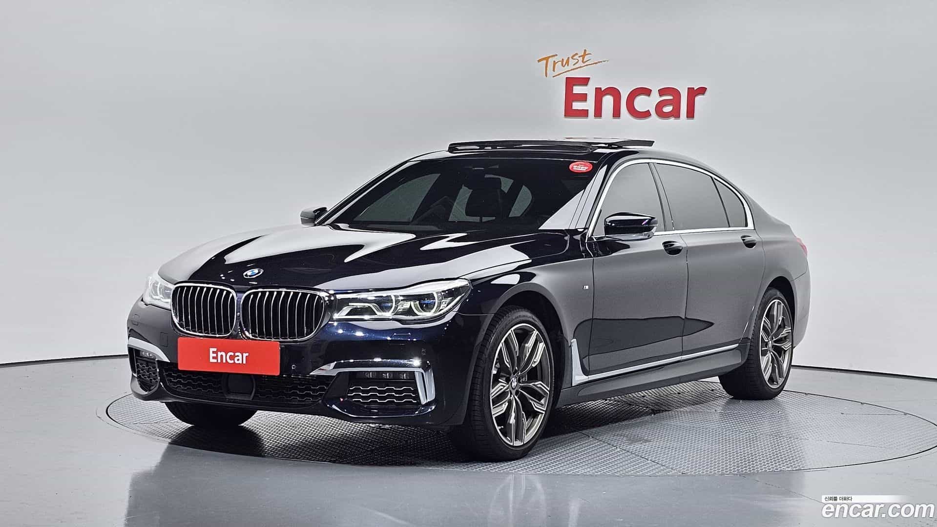 7-Series BMW 2018.11-OUTER-001