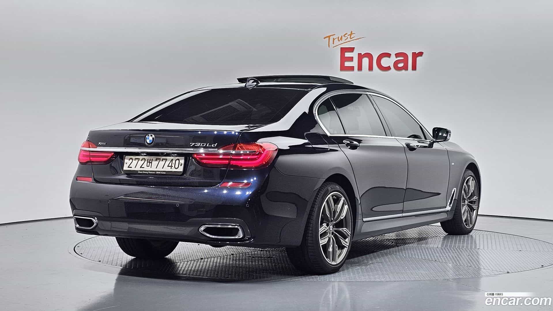7-Series BMW 2018.11-OUTER-002