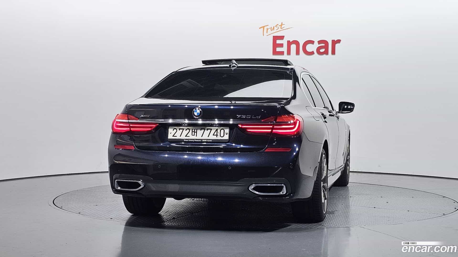 7-Series BMW 2018.11-OUTER-004