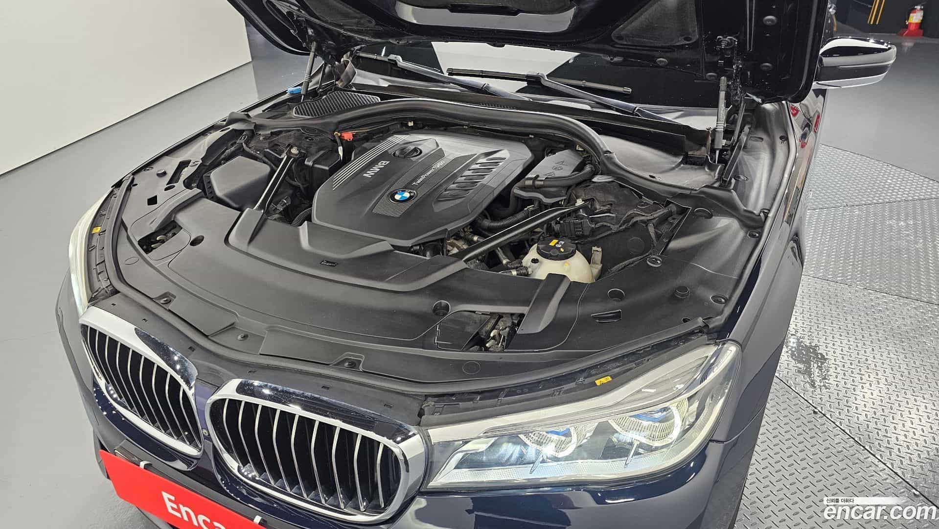 7-Series BMW 2018.11-OUTER-006