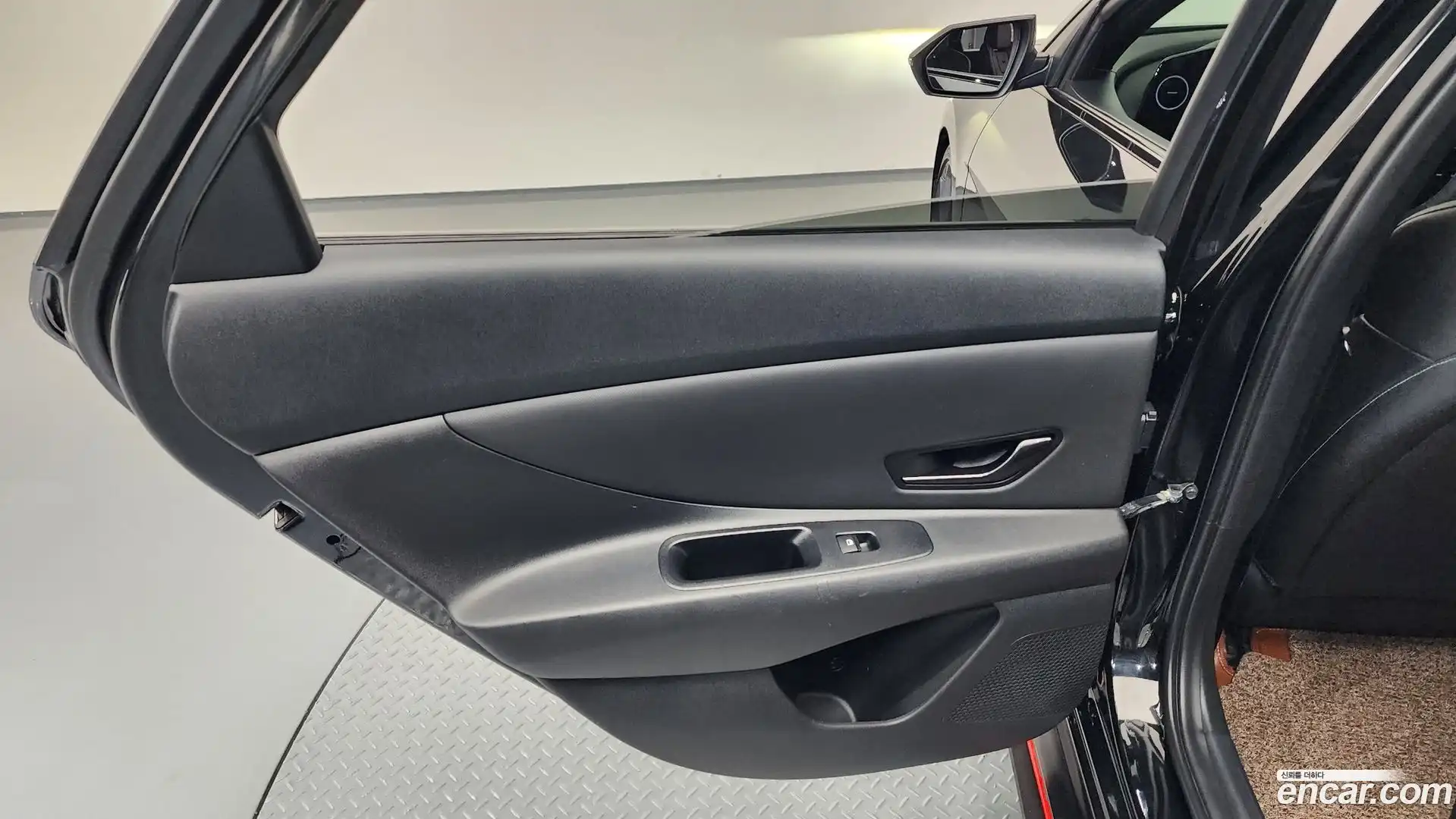 AVANTE Hyundai 2023.2-INNER-035
