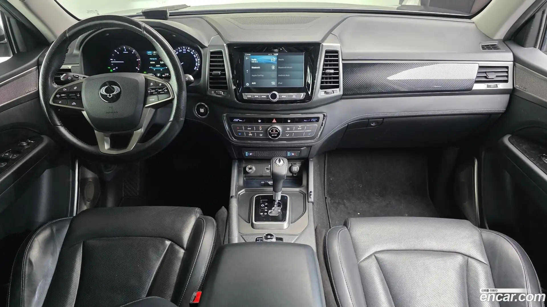 Rexton KG Mobility 2018.1-INNER-007