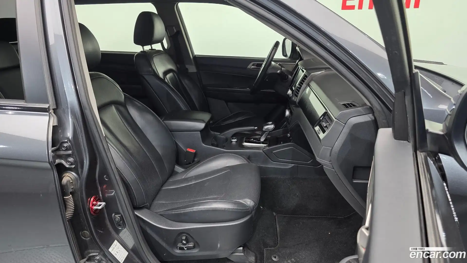 Rexton KG Mobility 2018.1-OPTION-015