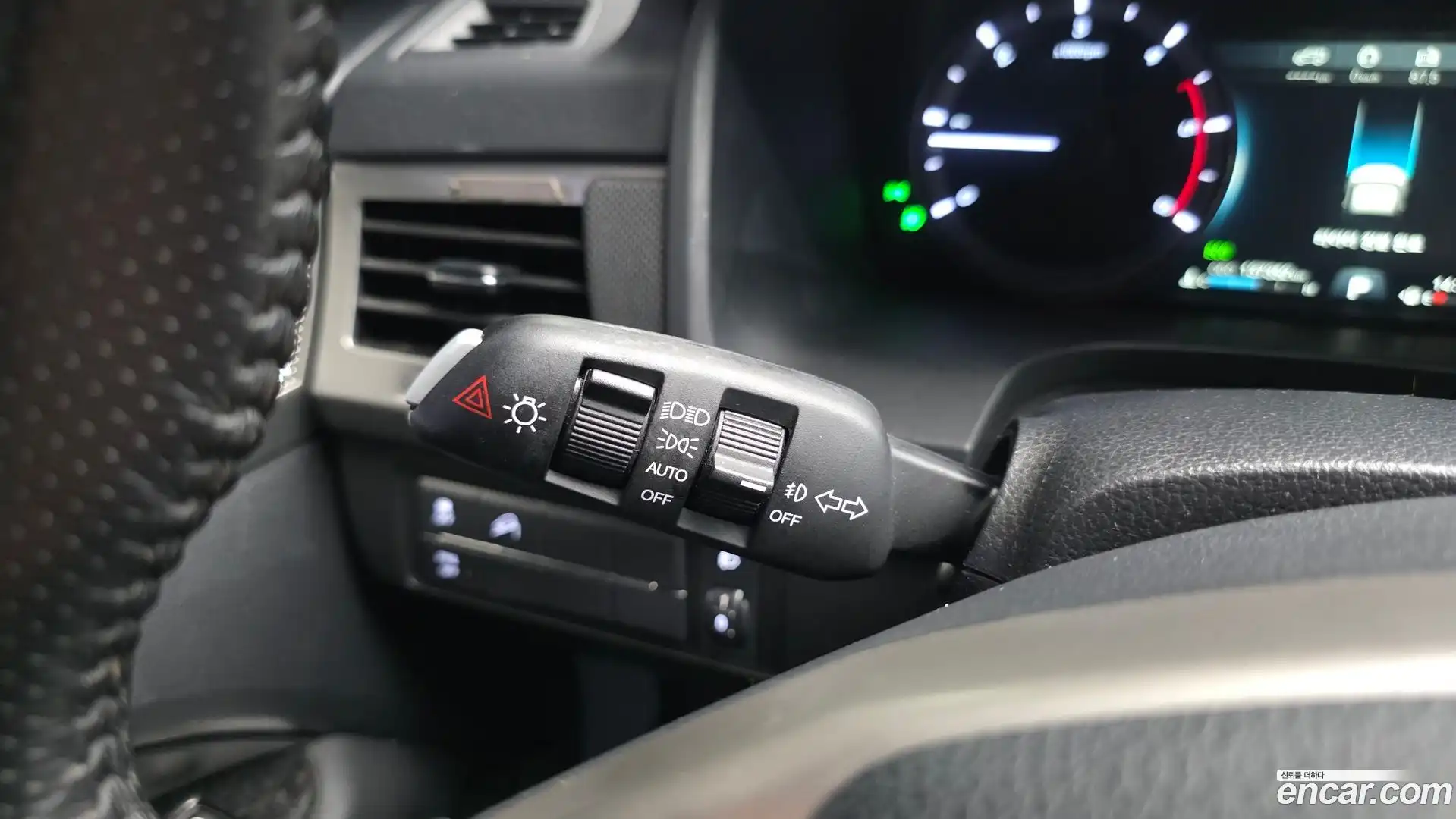 Rexton KG Mobility 2018.1-OPTION-041