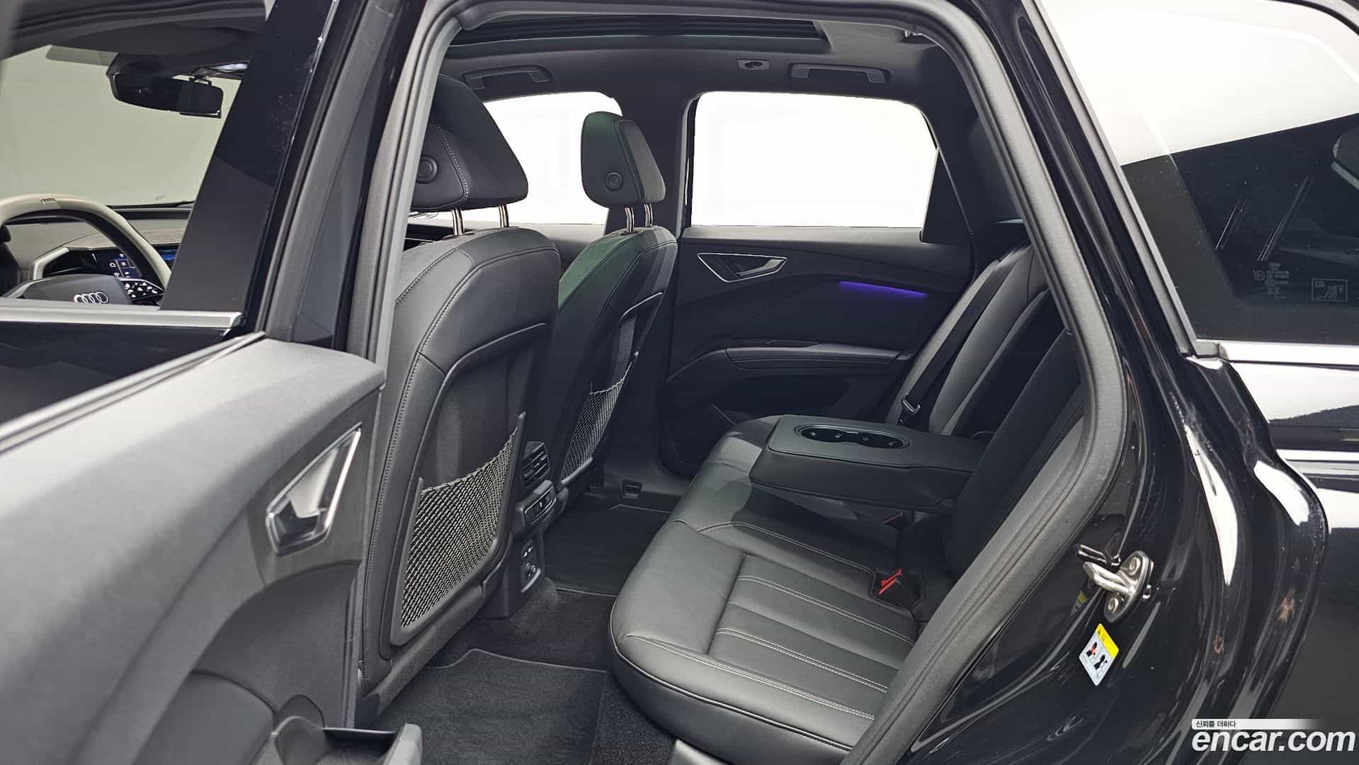 Q4 e-tron Audi 2025.2-OPTION-015